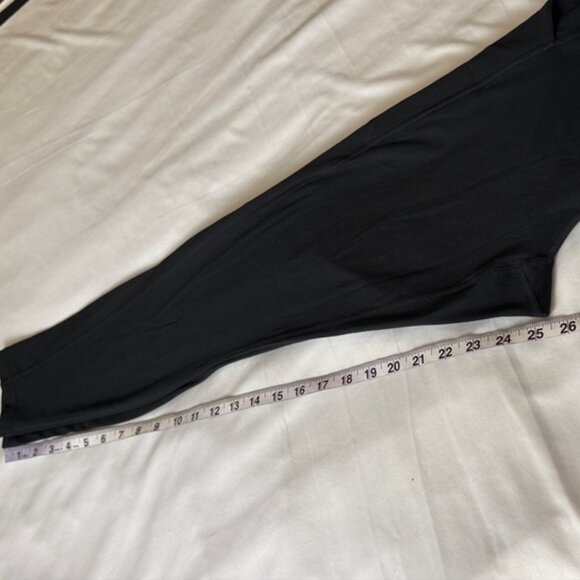 Fabletics Black Pocket Leggings XL High Rise Athletic Gym Yoga Pants NWOT - Picture 8 of 12